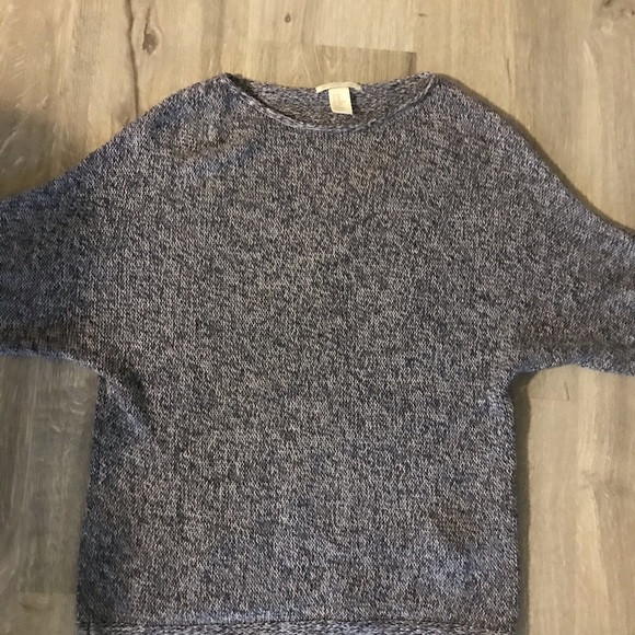 H&M sweater - Picture 3 of 4